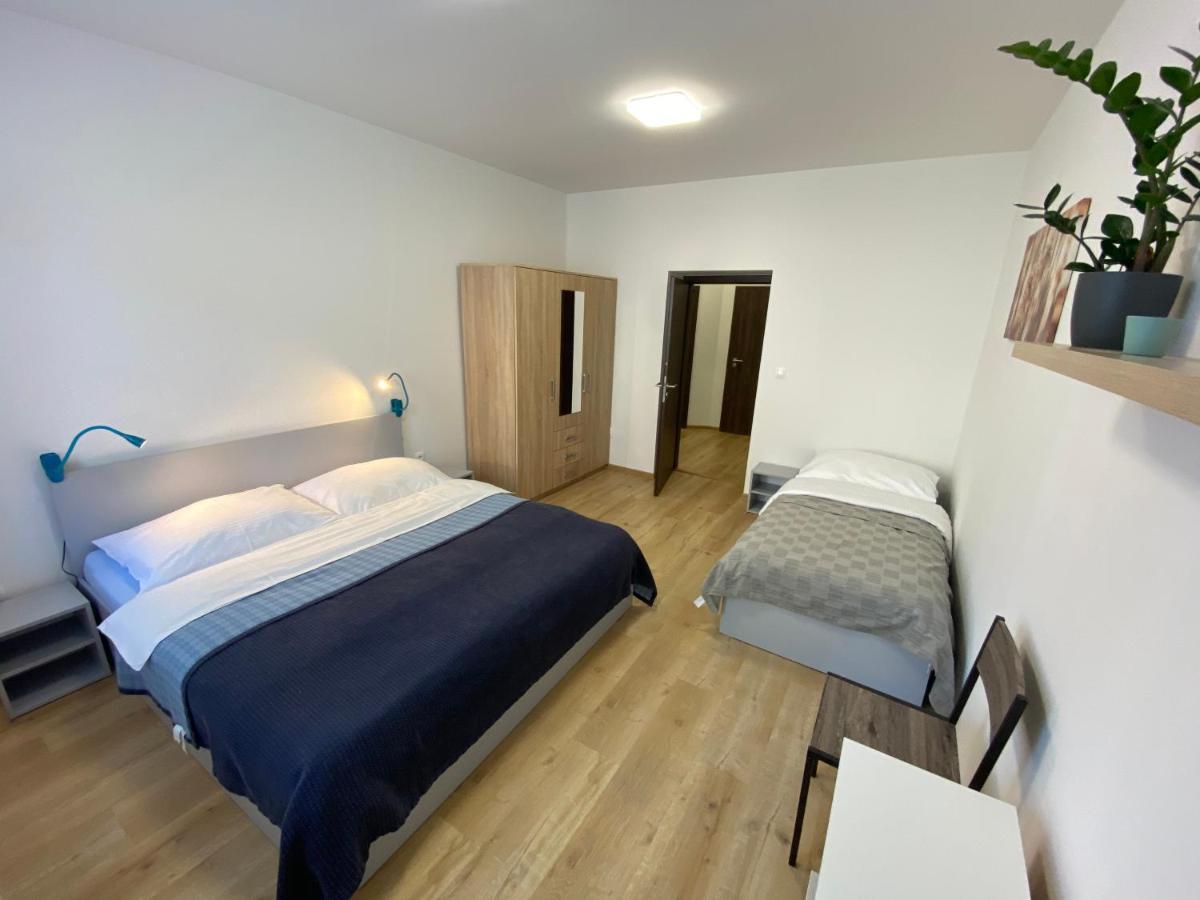 Ferienwohnung No. 34 Hradec Králové Exterior foto